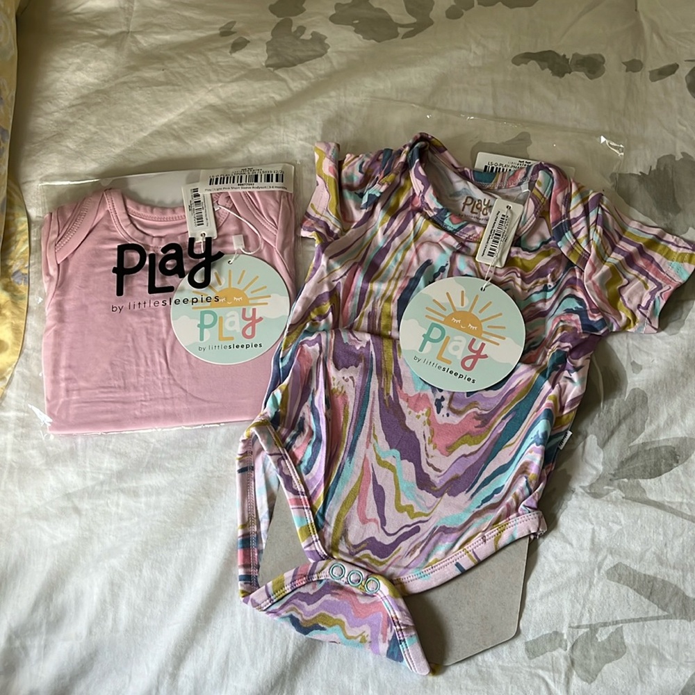 ✨NWT ✨Play by Little Sleepies Short Sleeve Onesies-3-6 Months